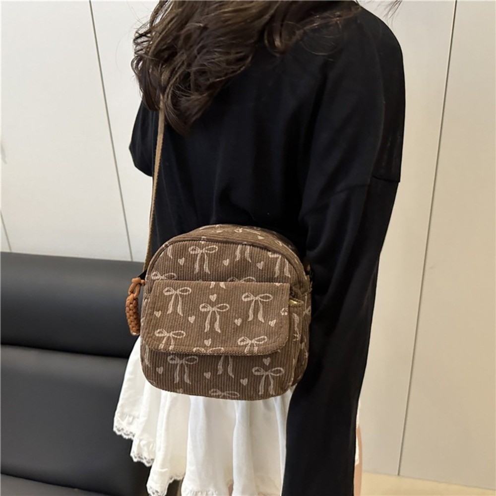 Women's Corduroy Small Shoulde - Street Fashion In Korea 评论和价格